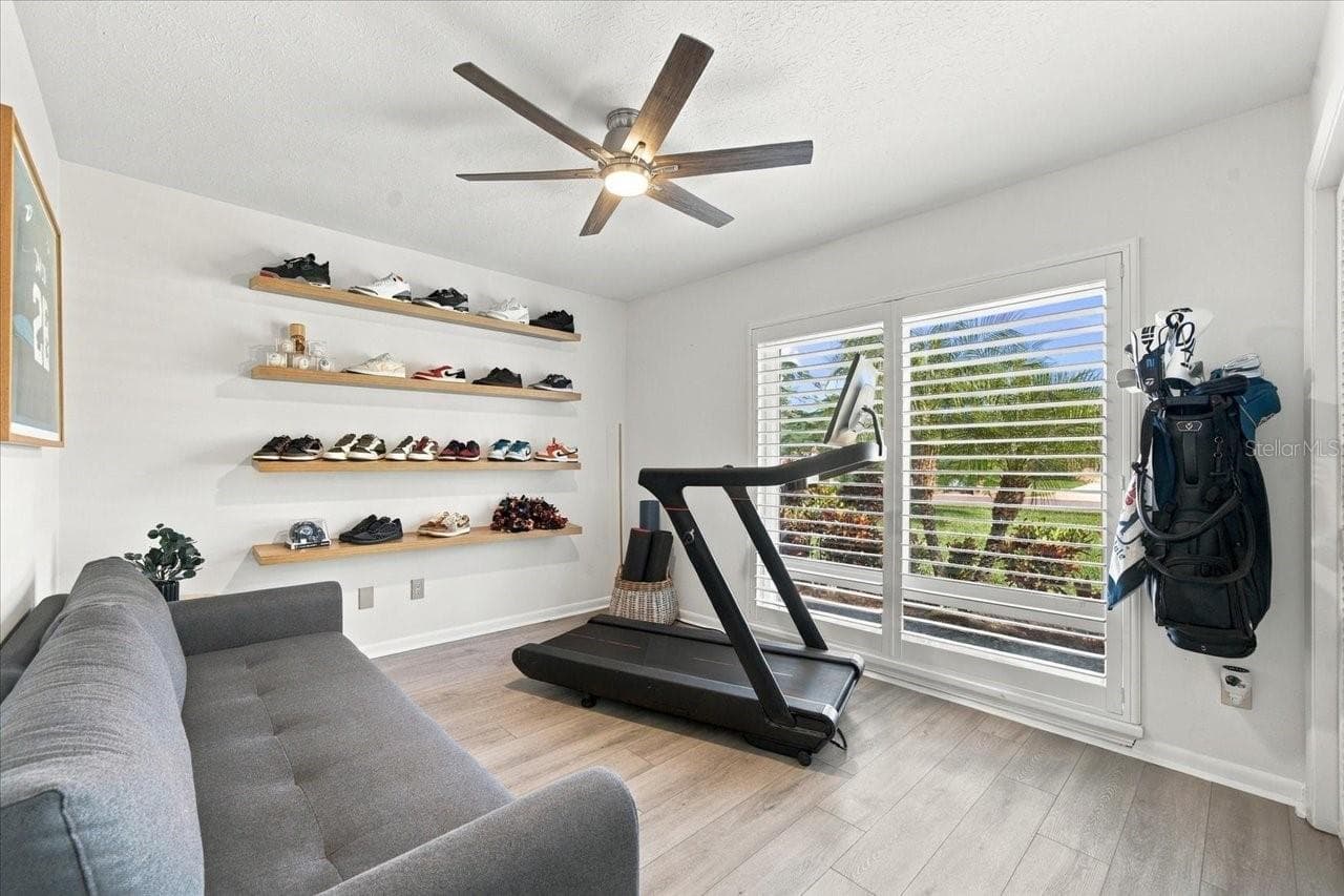 Single Family Residence at 13810 LAKE VILLAGE PL, TAMPA, photo 34 of 45