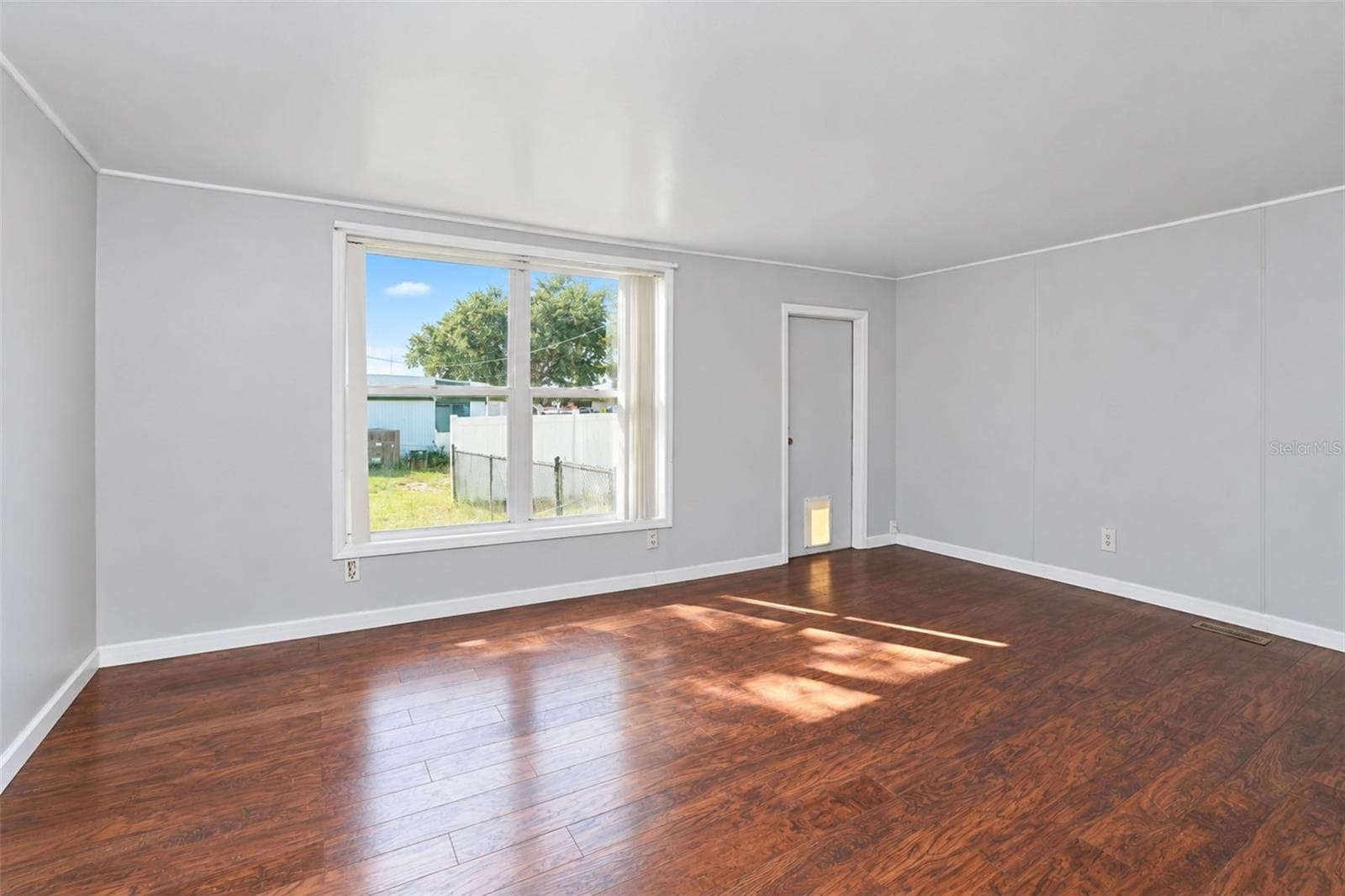 Mobile Home at 2030 MARYLAND AVE, ENGLEWOOD, photo 12 of 51