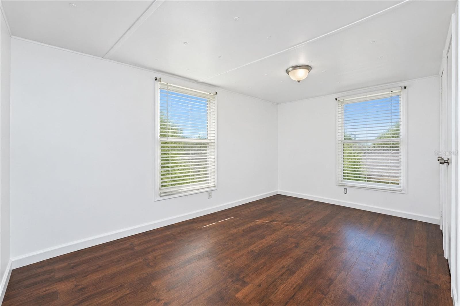 Mobile Home at 2030 MARYLAND AVE, ENGLEWOOD, photo 27 of 51