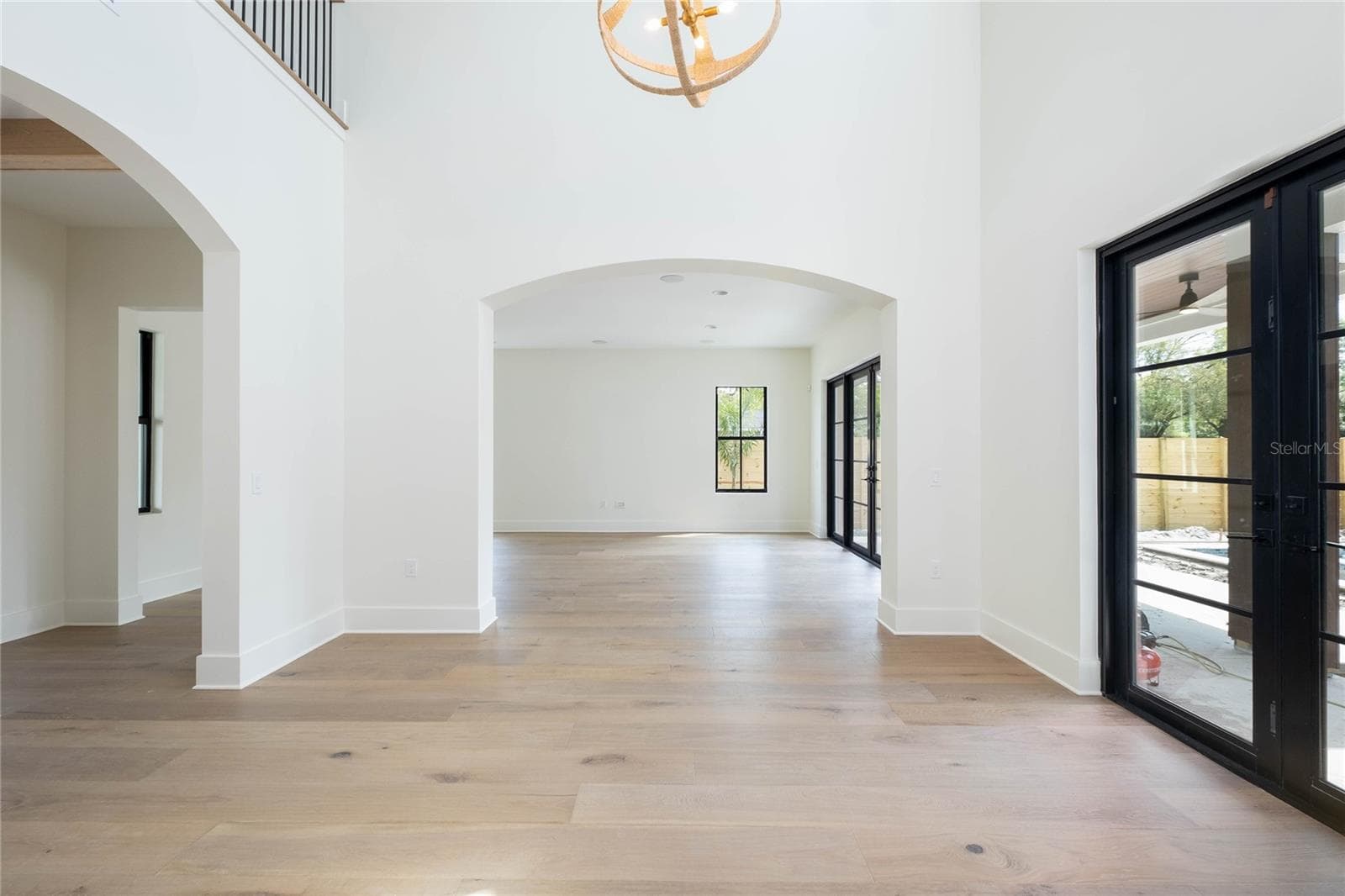 Single Family Residence at 805 W INDIANA AVE, TAMPA, photo 11 of 30