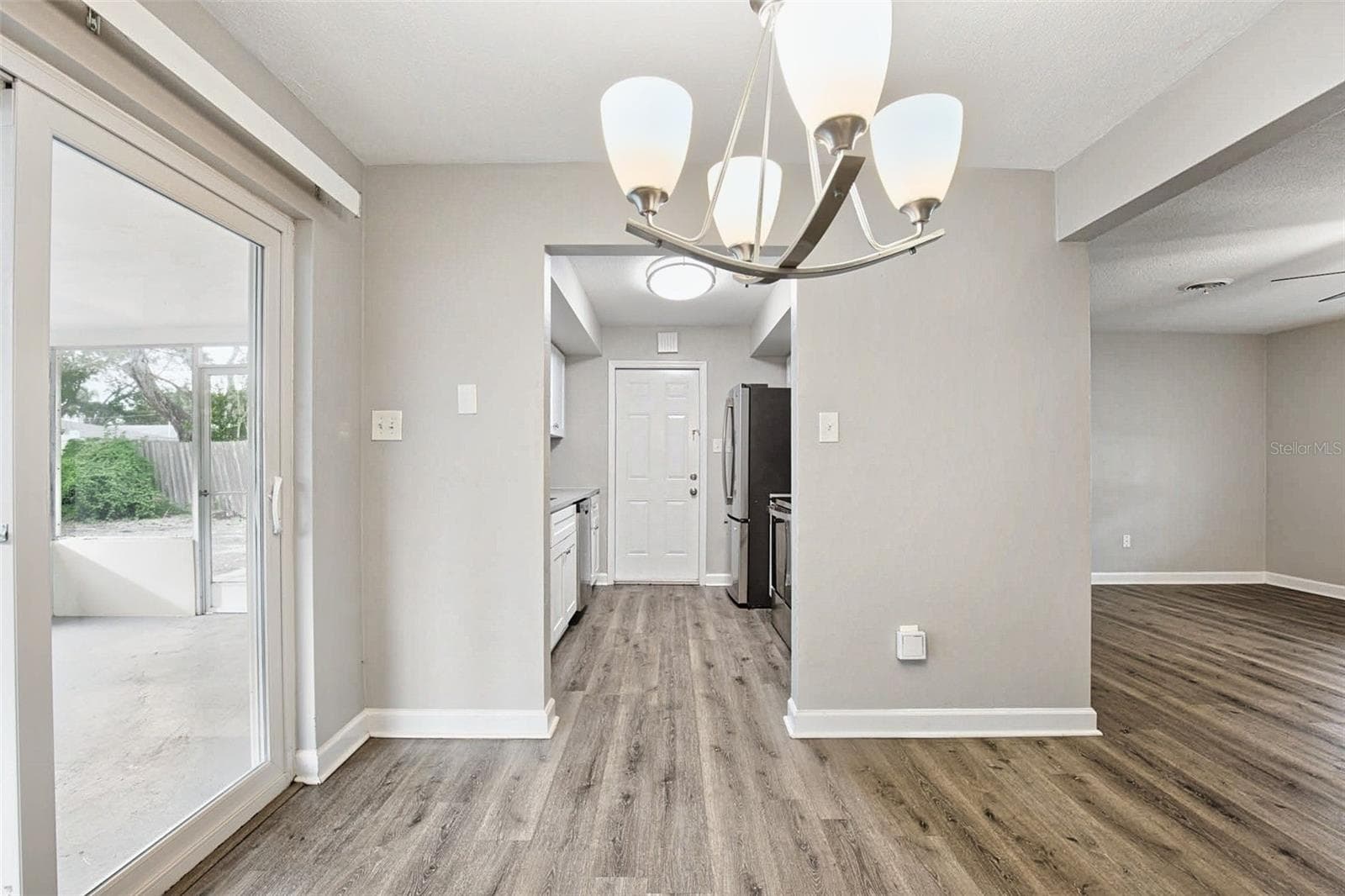 Single Family Residence at 1838 GREENHILL DR, CLEARWATER, photo 14 of 30