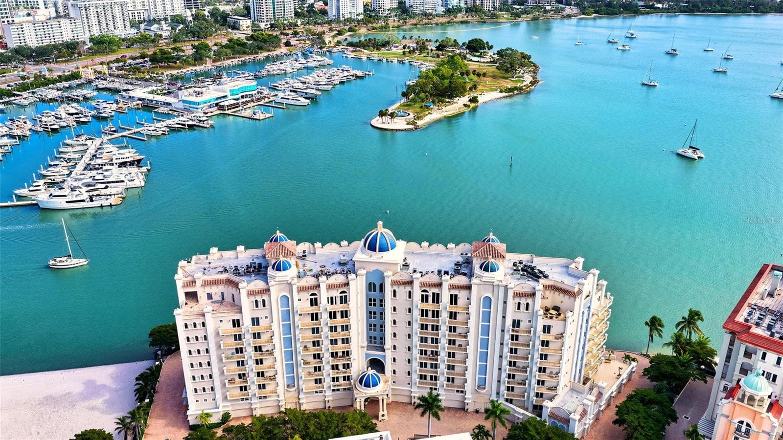 Condominium at 464 GOLDEN GATE PT #304, SARASOTA, photo 2 of 50