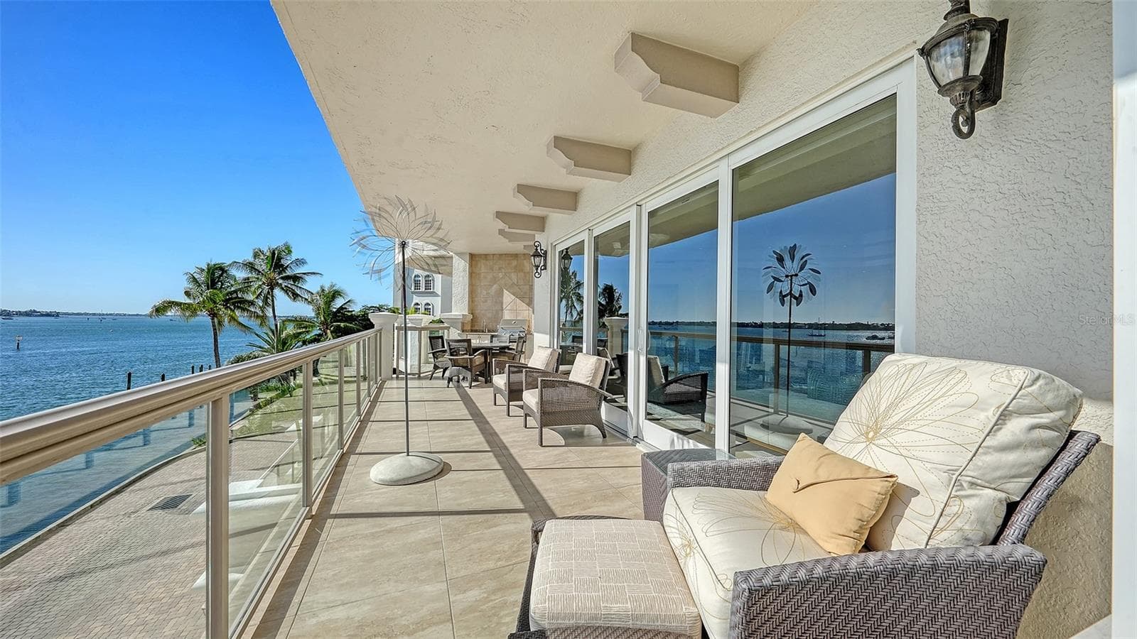 Condominium at 464 GOLDEN GATE PT #304, SARASOTA, photo 11 of 50