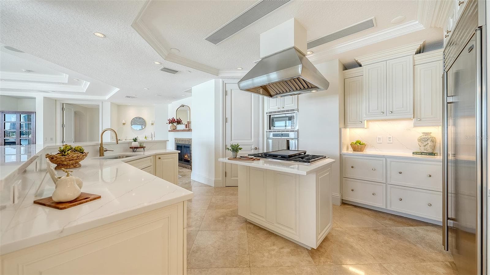 Condominium at 464 GOLDEN GATE PT #304, SARASOTA, photo 21 of 50