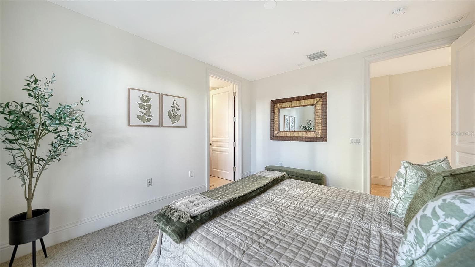 Condominium at 464 GOLDEN GATE PT #304, SARASOTA, photo 36 of 50