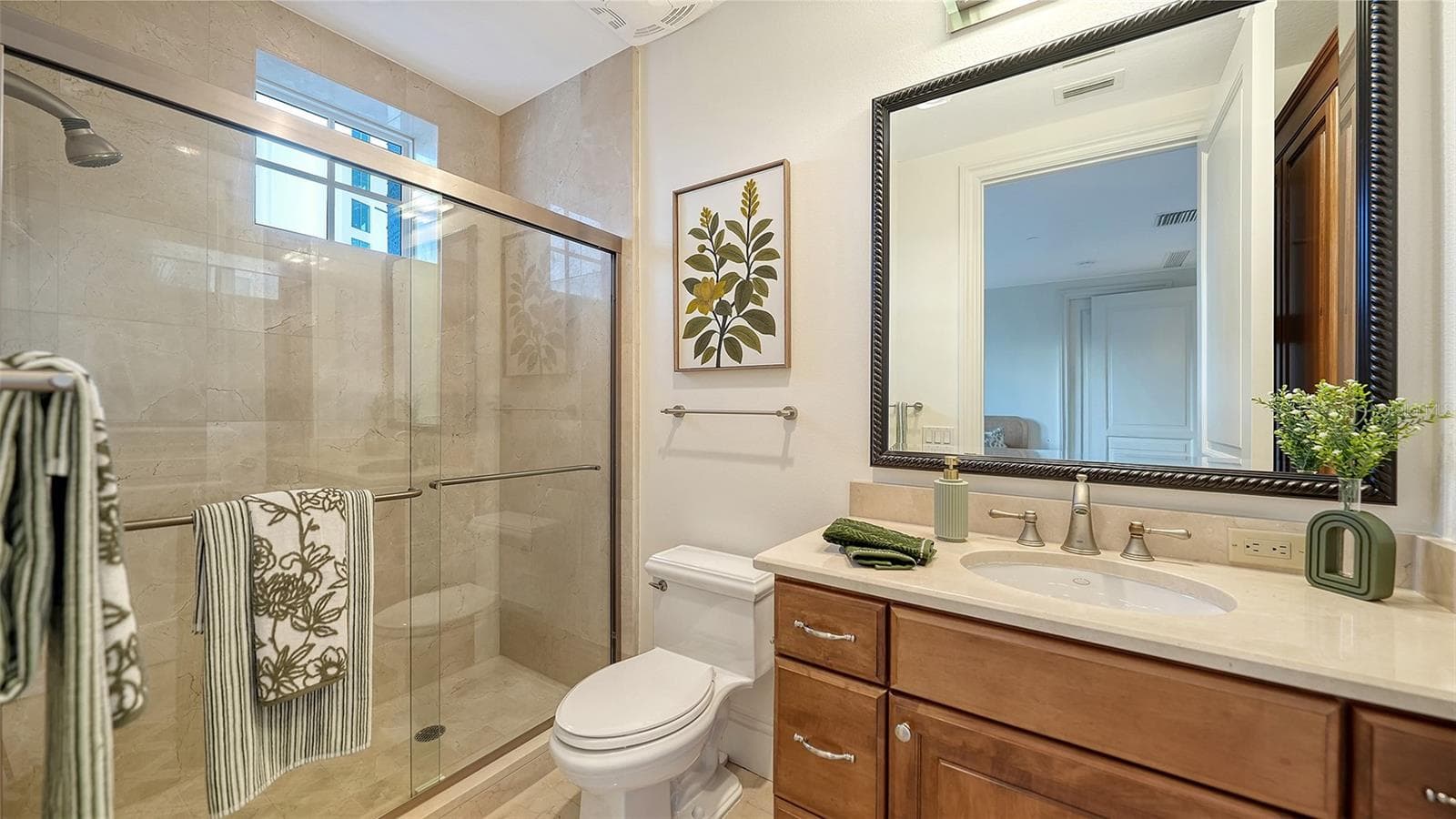 Condominium at 464 GOLDEN GATE PT #304, SARASOTA, photo 37 of 50