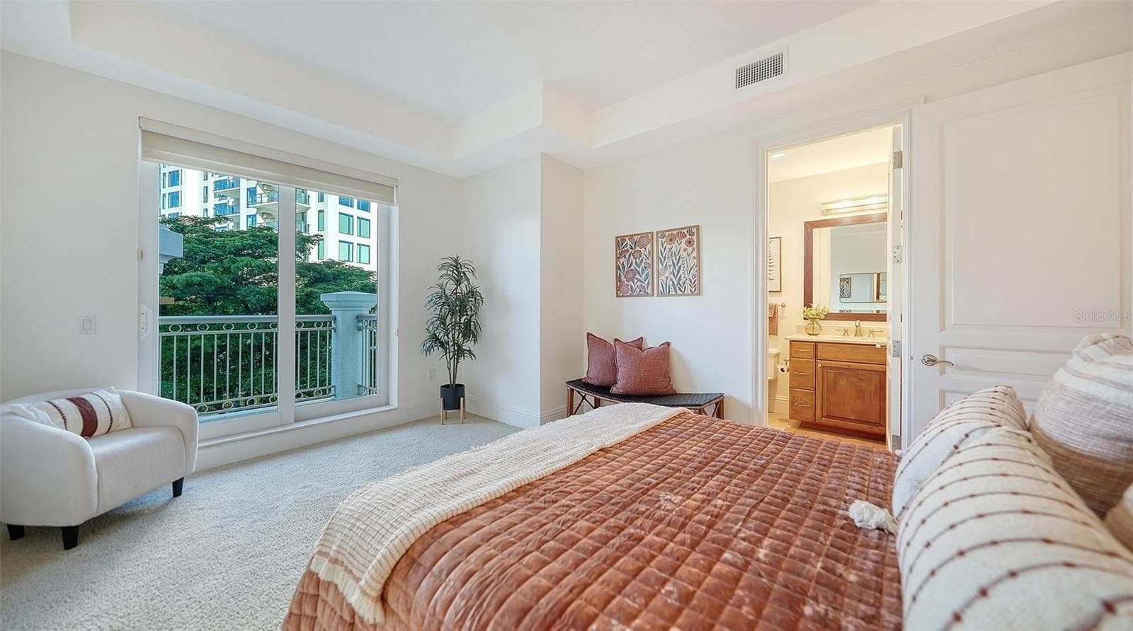 Condominium at 464 GOLDEN GATE PT #304, SARASOTA, photo 39 of 50