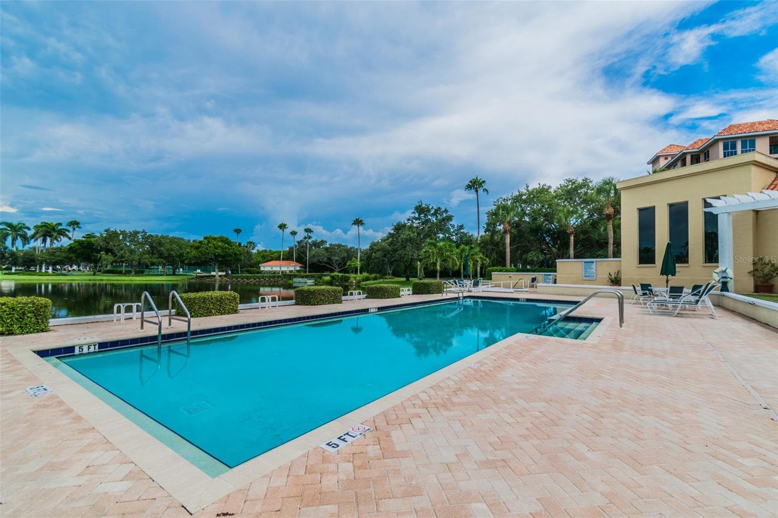 Single Family Residence at 4707 SKIMMER WAY S, ST PETERSBURG, photo 79 of 86