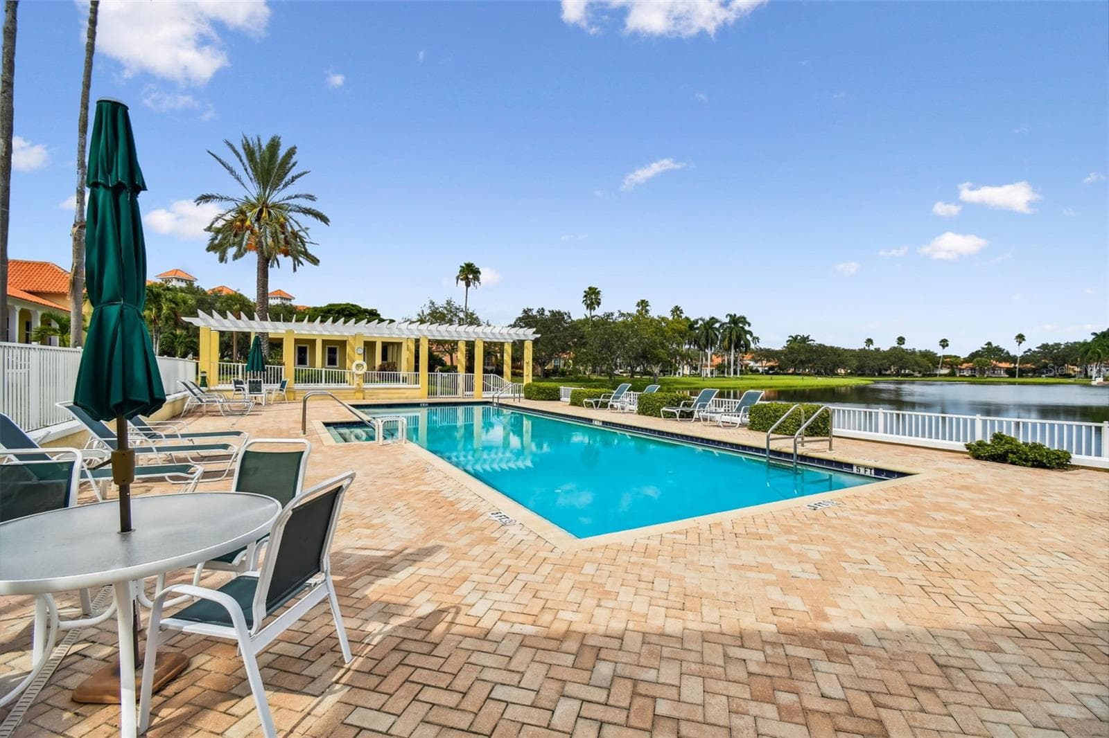 Single Family Residence at 4707 SKIMMER WAY S, ST PETERSBURG, photo 84 of 86