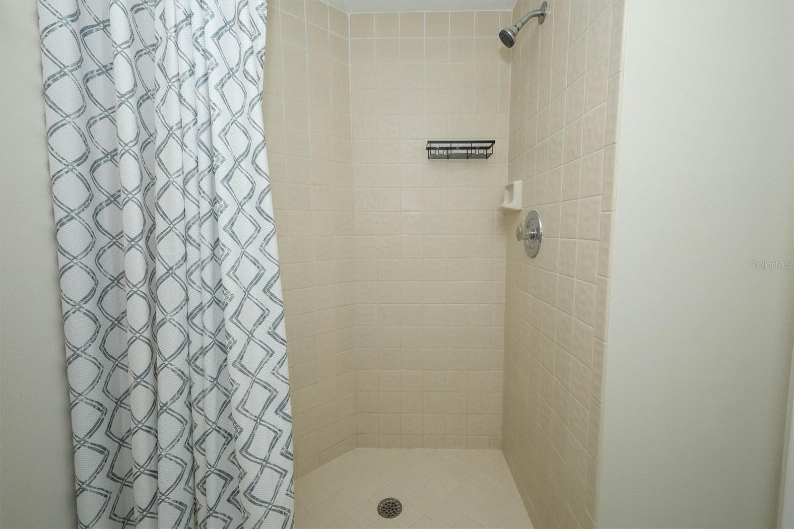 Bathroom 2 Shower - 3823 ATRIUM DR #U-7, ORLANDO