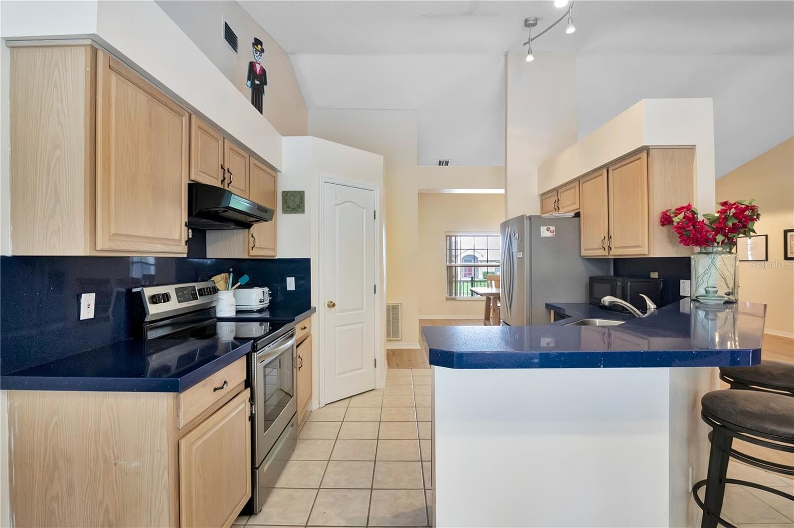 Single Family Residence at 11648 GRAND BAY BLVD, CLERMONT, photo 13 of 50