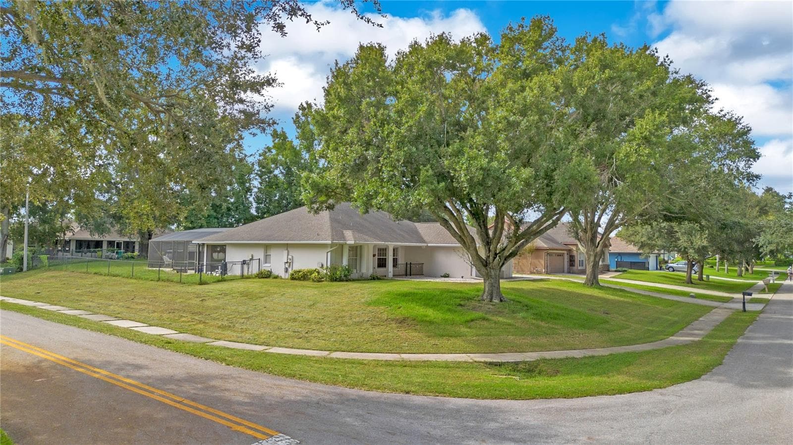 Single Family Residence at 11648 GRAND BAY BLVD, CLERMONT, photo 29 of 50