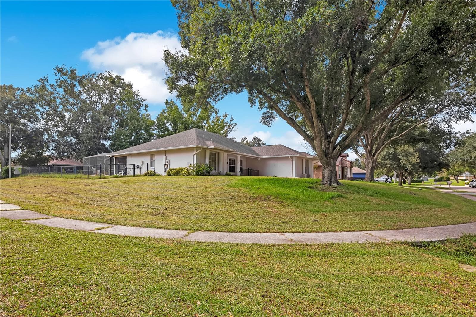 Single Family Residence at 11648 GRAND BAY BLVD, CLERMONT, photo 30 of 50