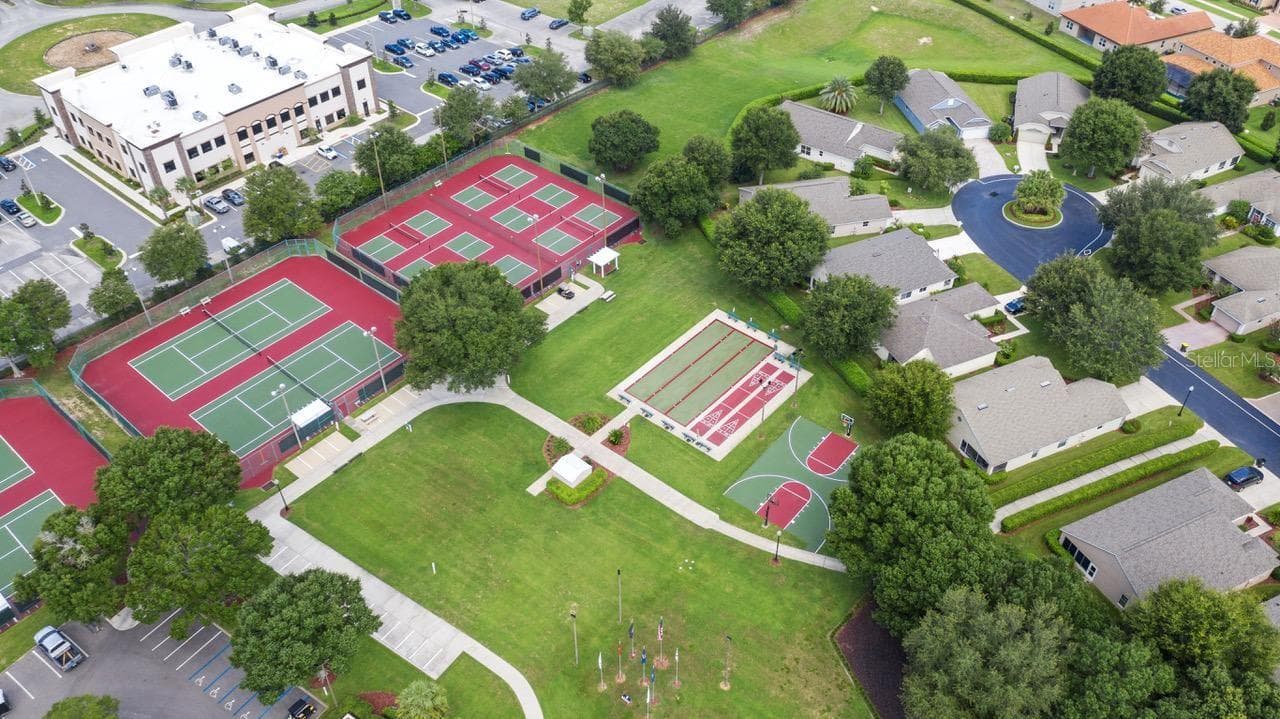 Kings Ridge Courts - 3720 DOUNE WAY, CLERMONT