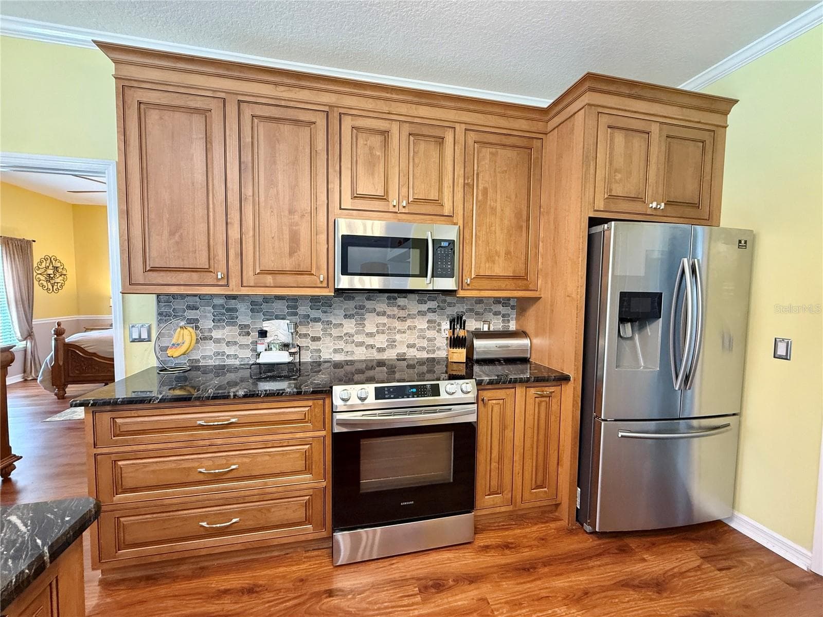 SS appliances - 10565 SW 38TH AVE, OCALA