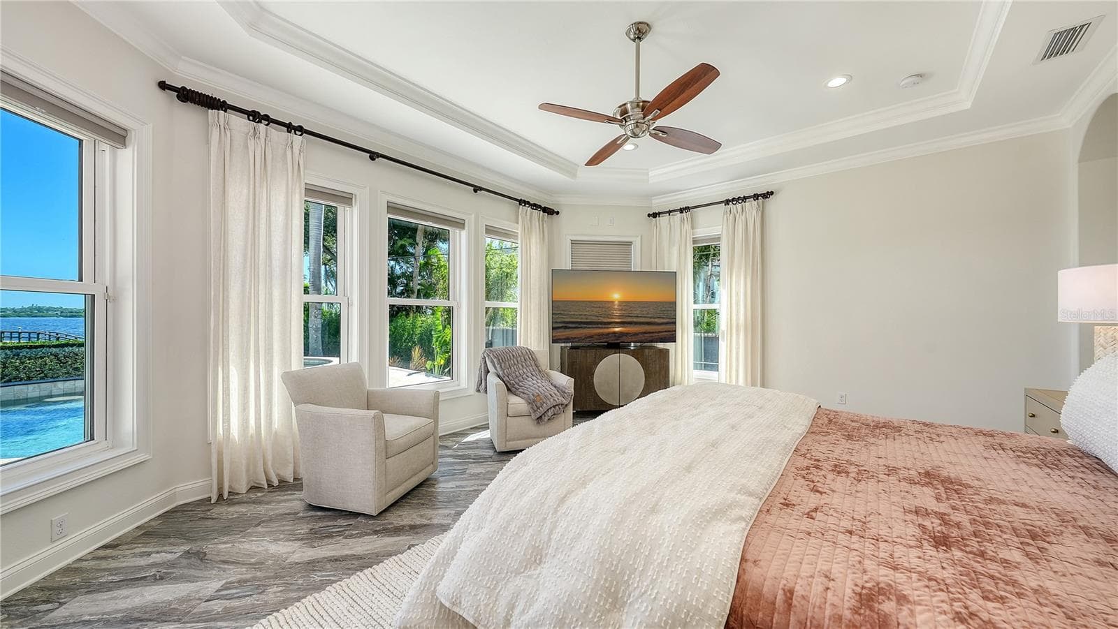 Single Family Residence at 8569 MIDNIGHT PASS RD, SARASOTA, photo 30 of 60