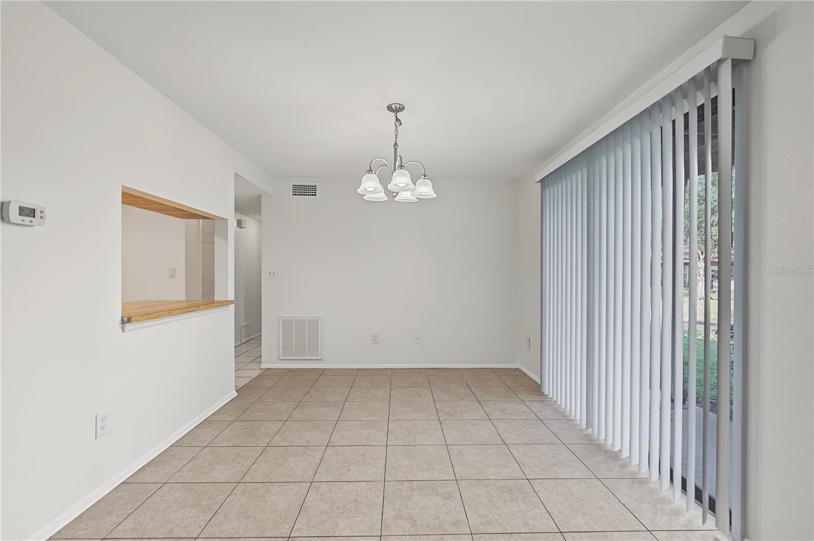 Condominium at 127 CAMPHOR DR #E, OLDSMAR, photo 11 of 45