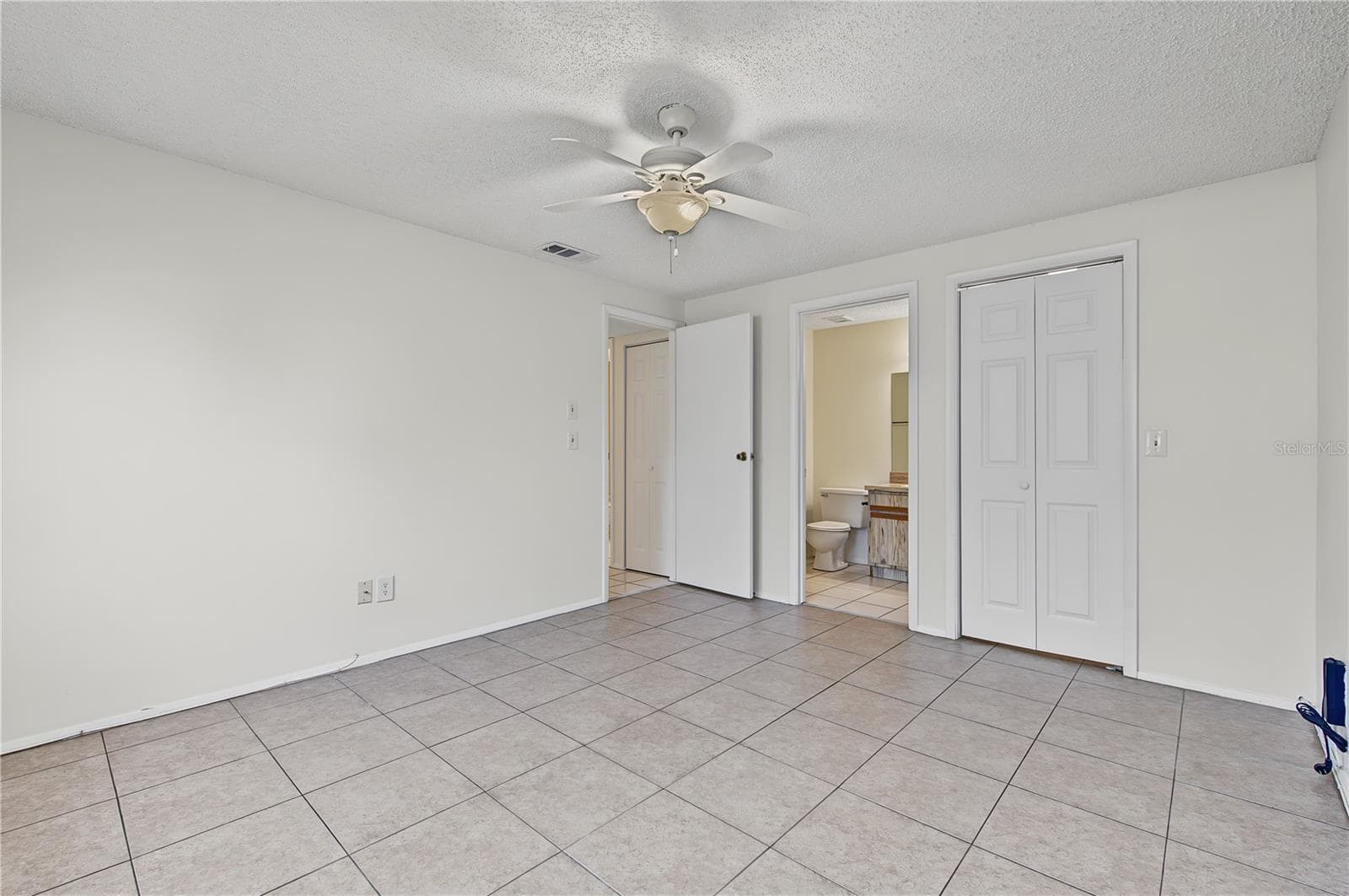 Condominium at 127 CAMPHOR DR #E, OLDSMAR, photo 18 of 45