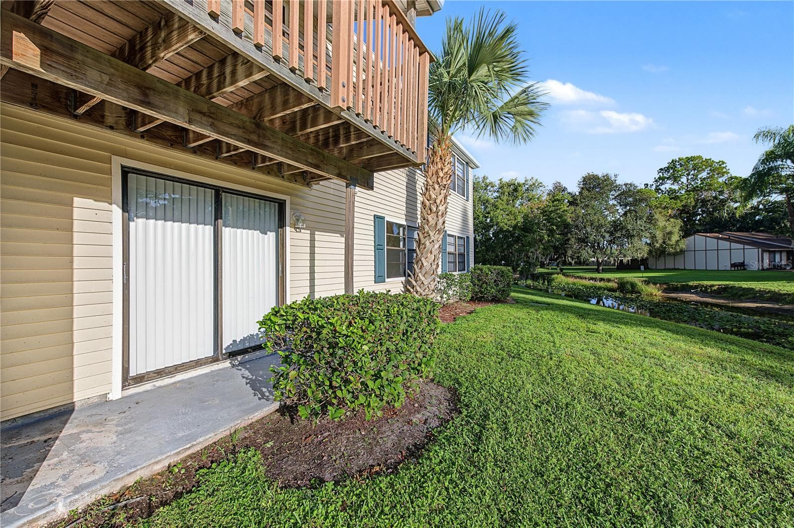 Condominium at 127 CAMPHOR DR #E, OLDSMAR, photo 29 of 45