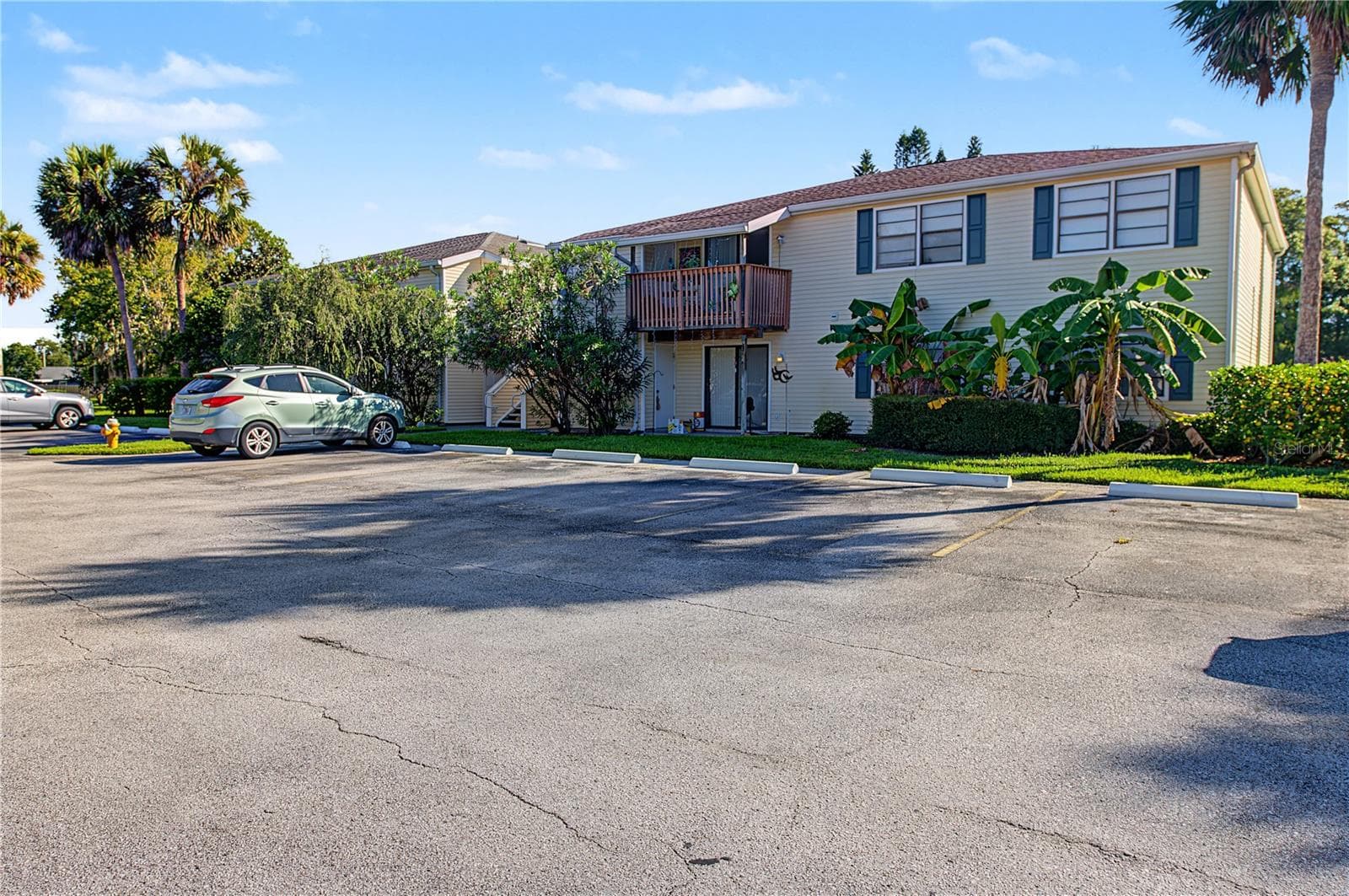 Condominium at 127 CAMPHOR DR #E, OLDSMAR, photo 35 of 45
