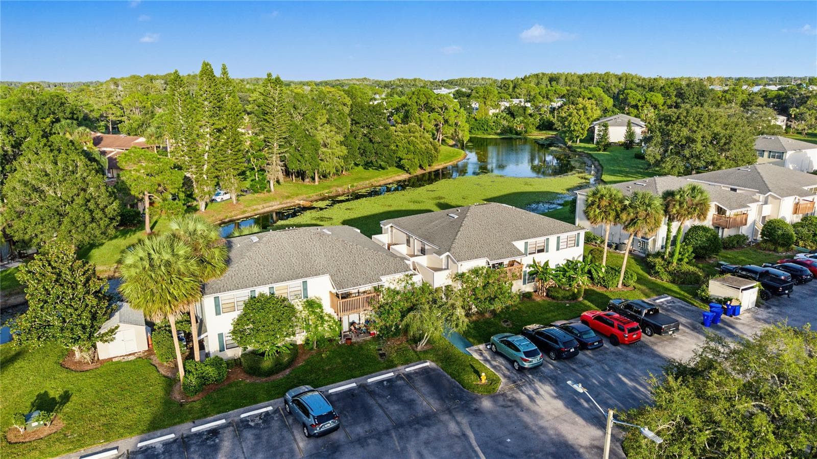 Condominium at 127 CAMPHOR DR #E, OLDSMAR, photo 38 of 45