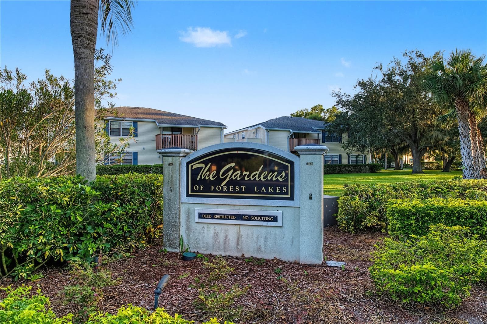 Condominium at 127 CAMPHOR DR #E, OLDSMAR, photo 45 of 45