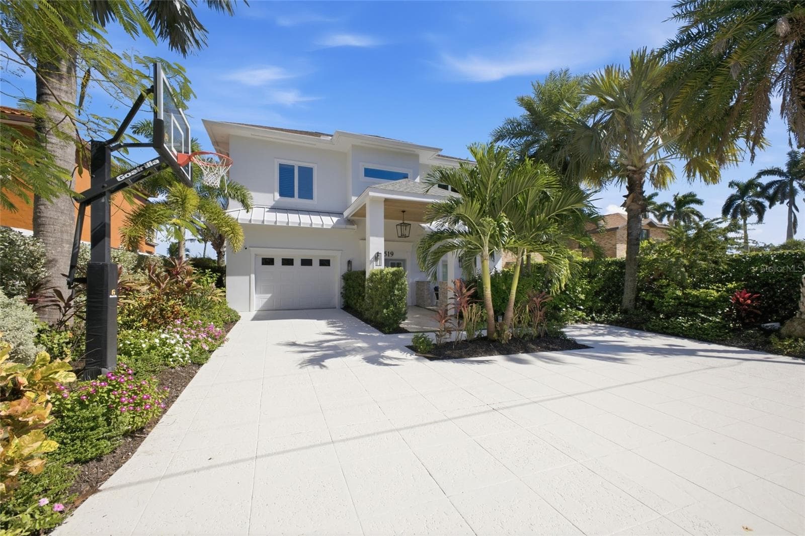 Single Family Residence at 1519 RIVERVIEW LN, BRADENTON, photo 2 of 92