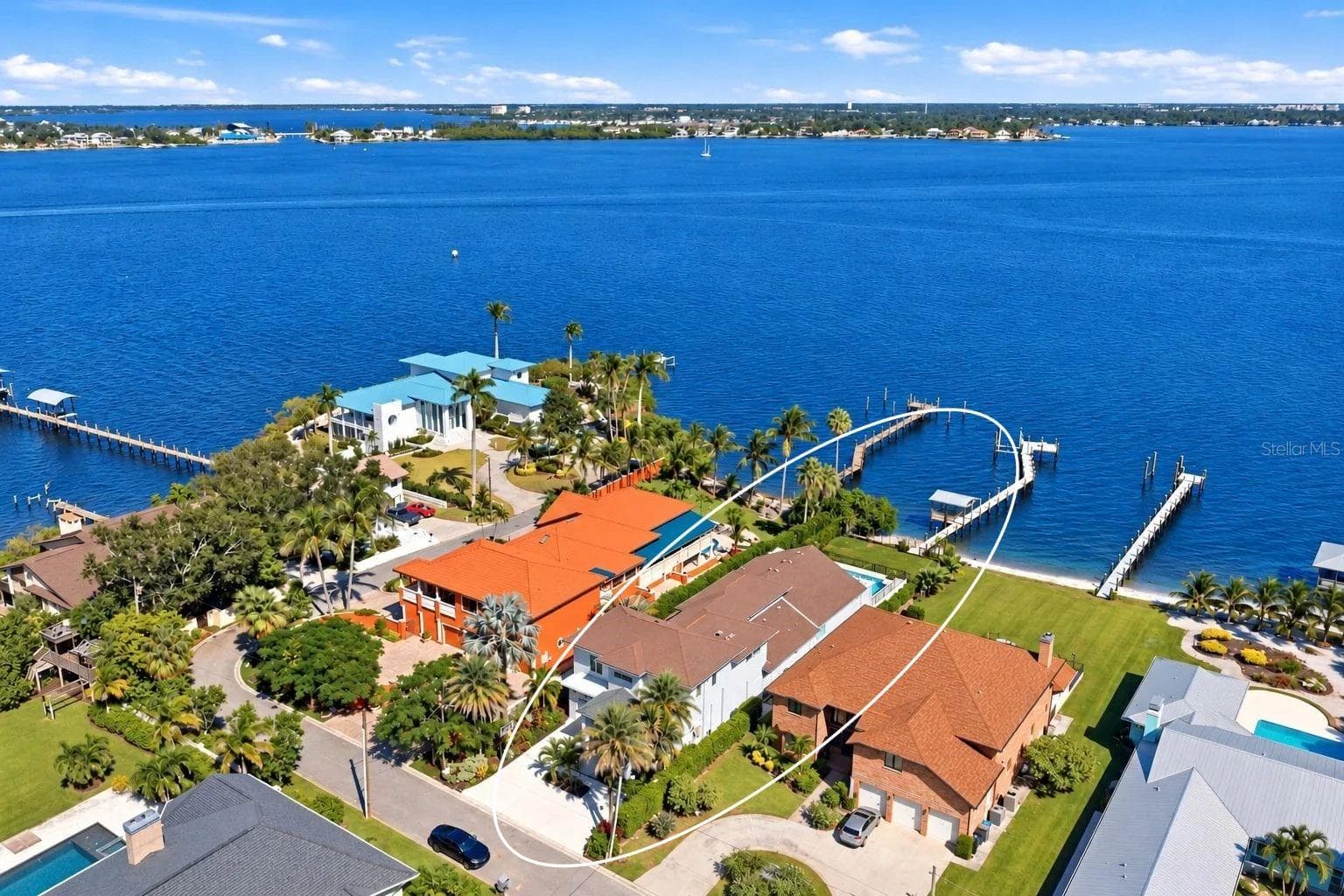 Single Family Residence at 1519 RIVERVIEW LN, BRADENTON, photo 85 of 92