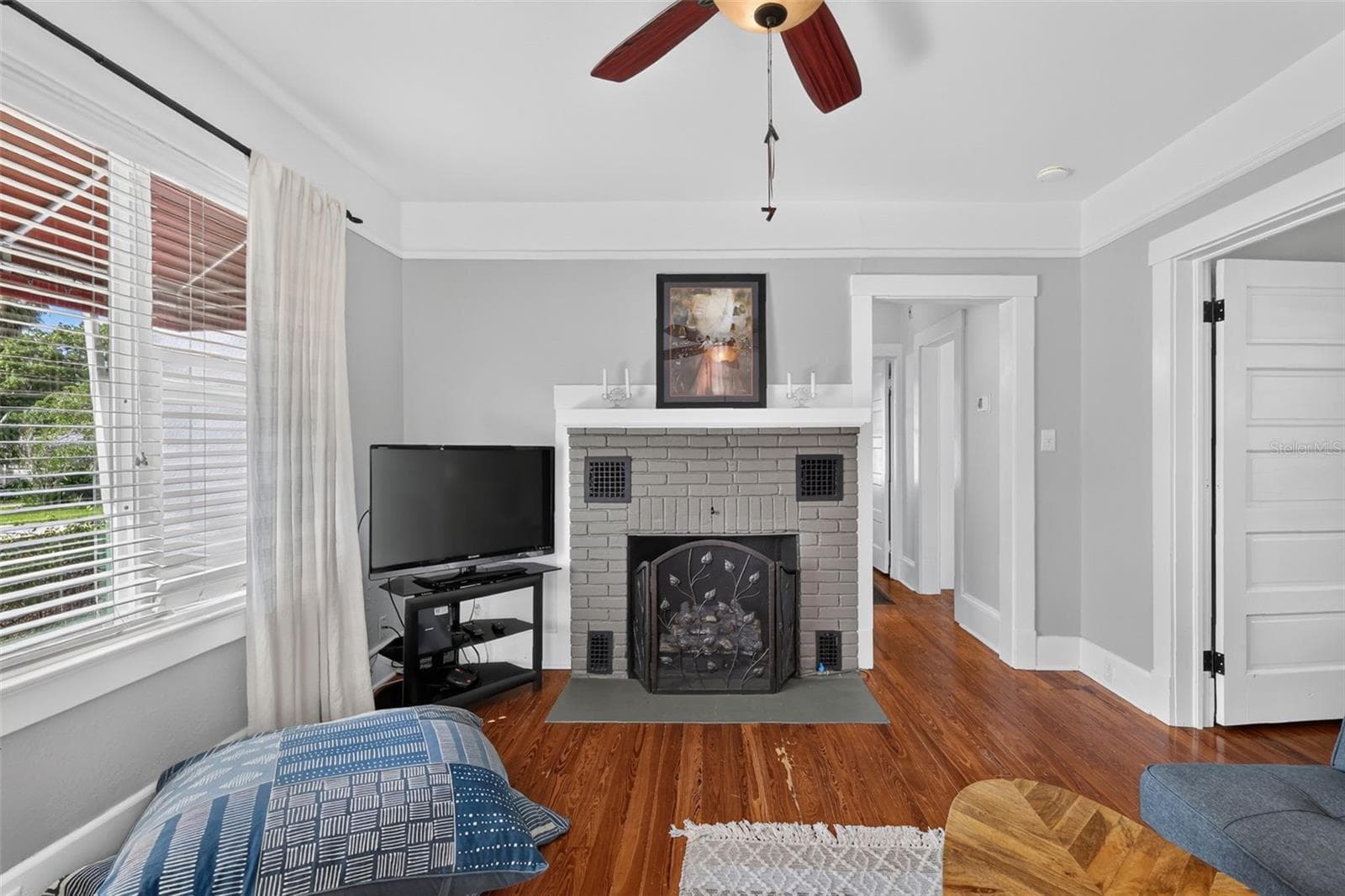 Single Family Residence at 342 S CLAYTON ST, MOUNT DORA, photo 7 of 41