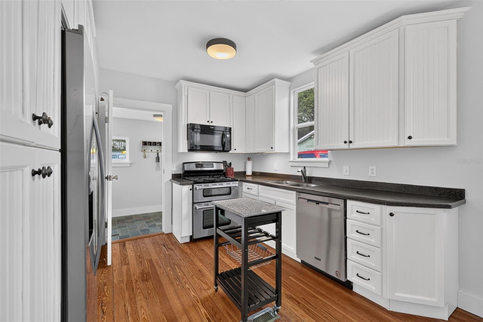Single Family Residence at 342 S CLAYTON ST, MOUNT DORA, photo 13 of 41