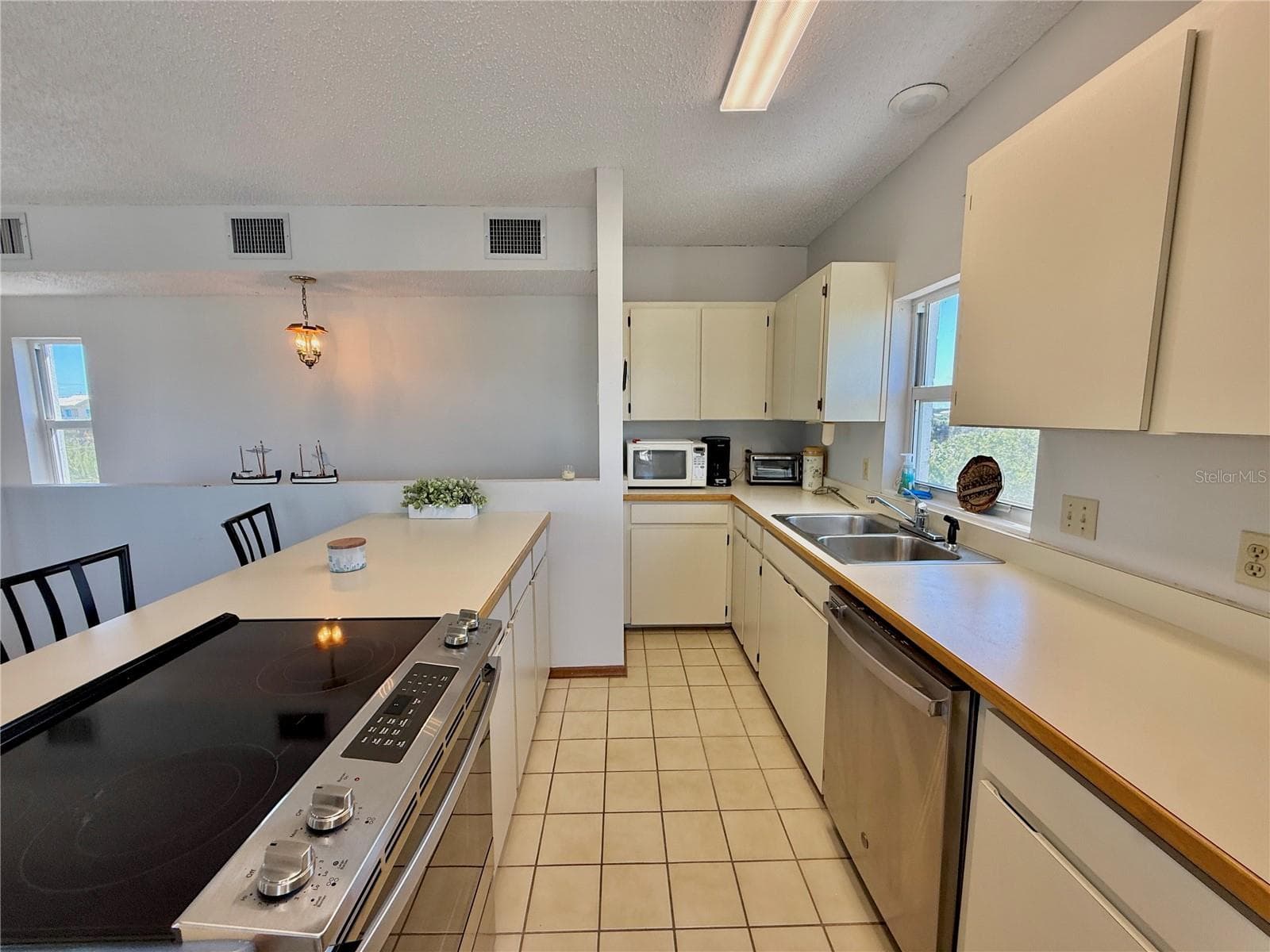 Single Family Residence at 1221 N CENTRAL AVE, FLAGLER BEACH, photo 15 of 72