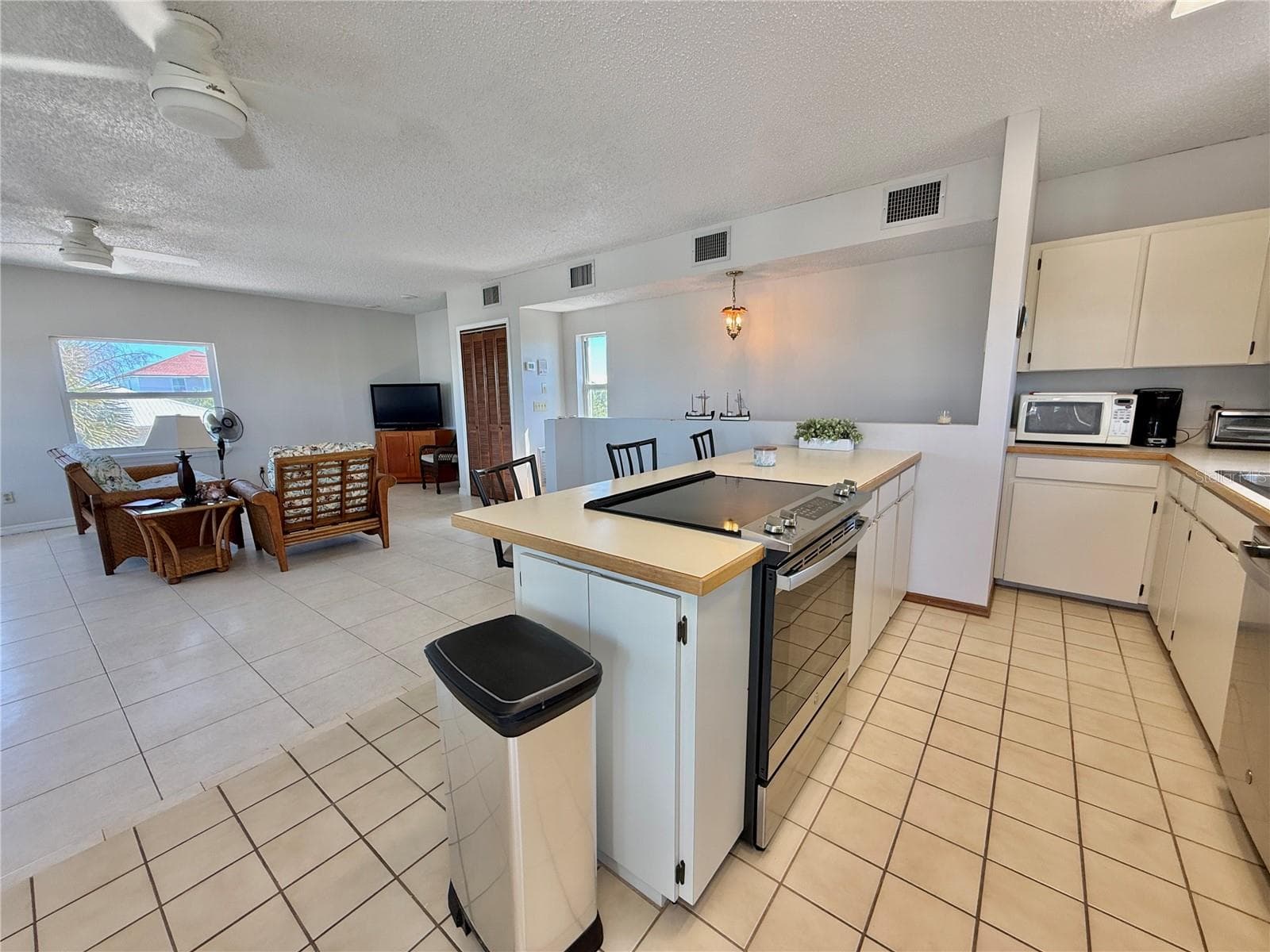 Single Family Residence at 1221 N CENTRAL AVE, FLAGLER BEACH, photo 17 of 72