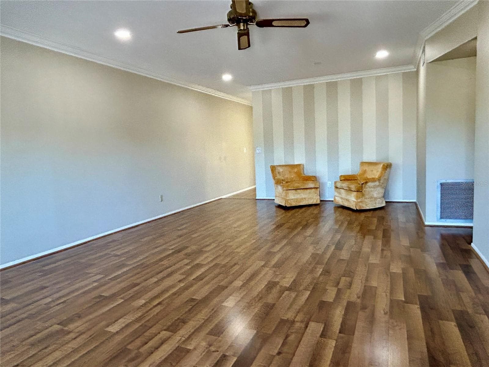 Condominium at 2381 ECUADORIAN WAY #45, CLEARWATER, photo 4 of 52