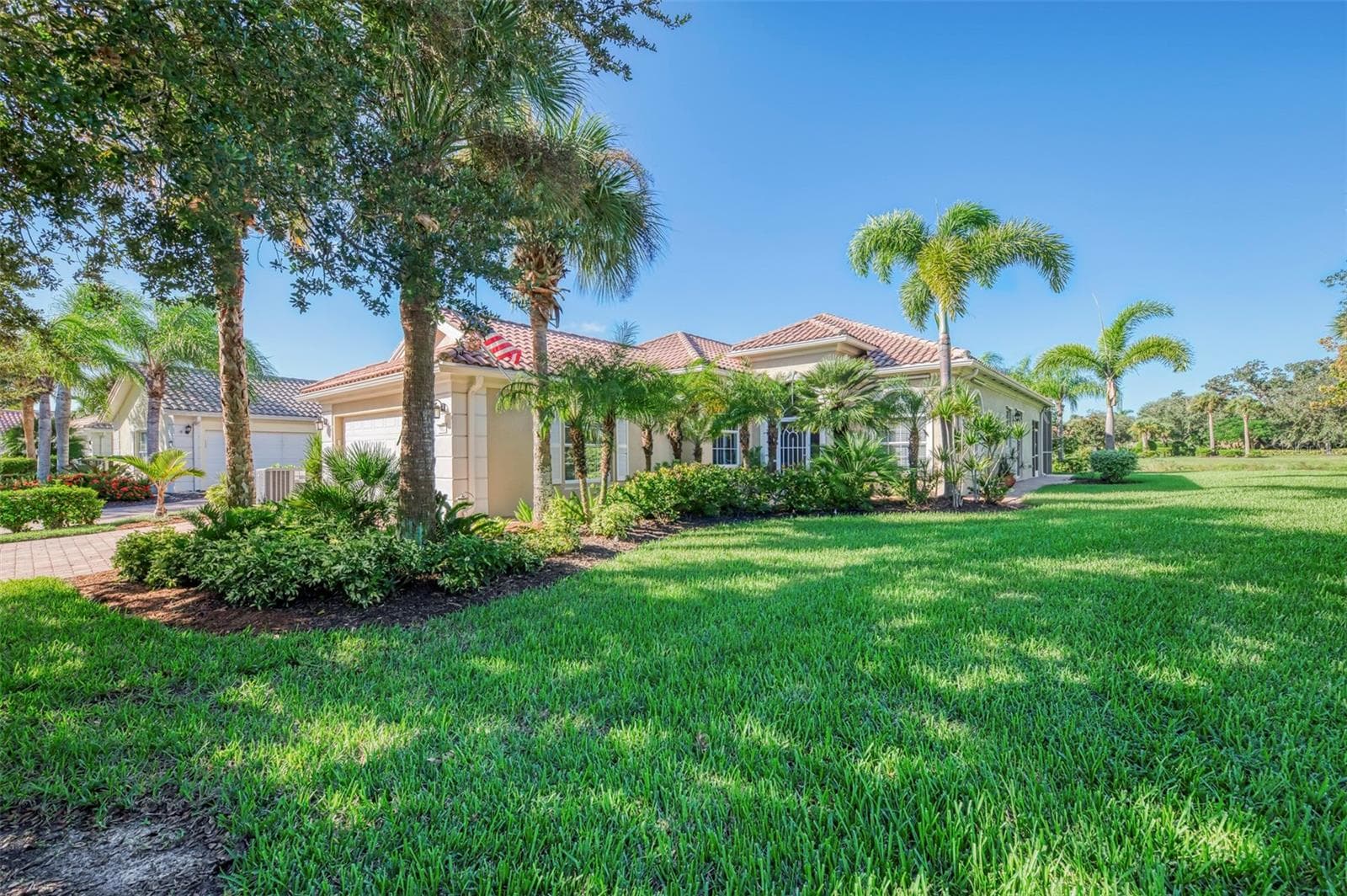 Single Family Residence at 5882 BENEVENTO DR, SARASOTA, photo 6 of 86