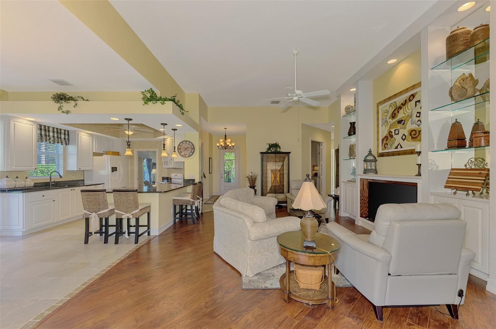 Single Family Residence at 5882 BENEVENTO DR, SARASOTA, photo 18 of 86
