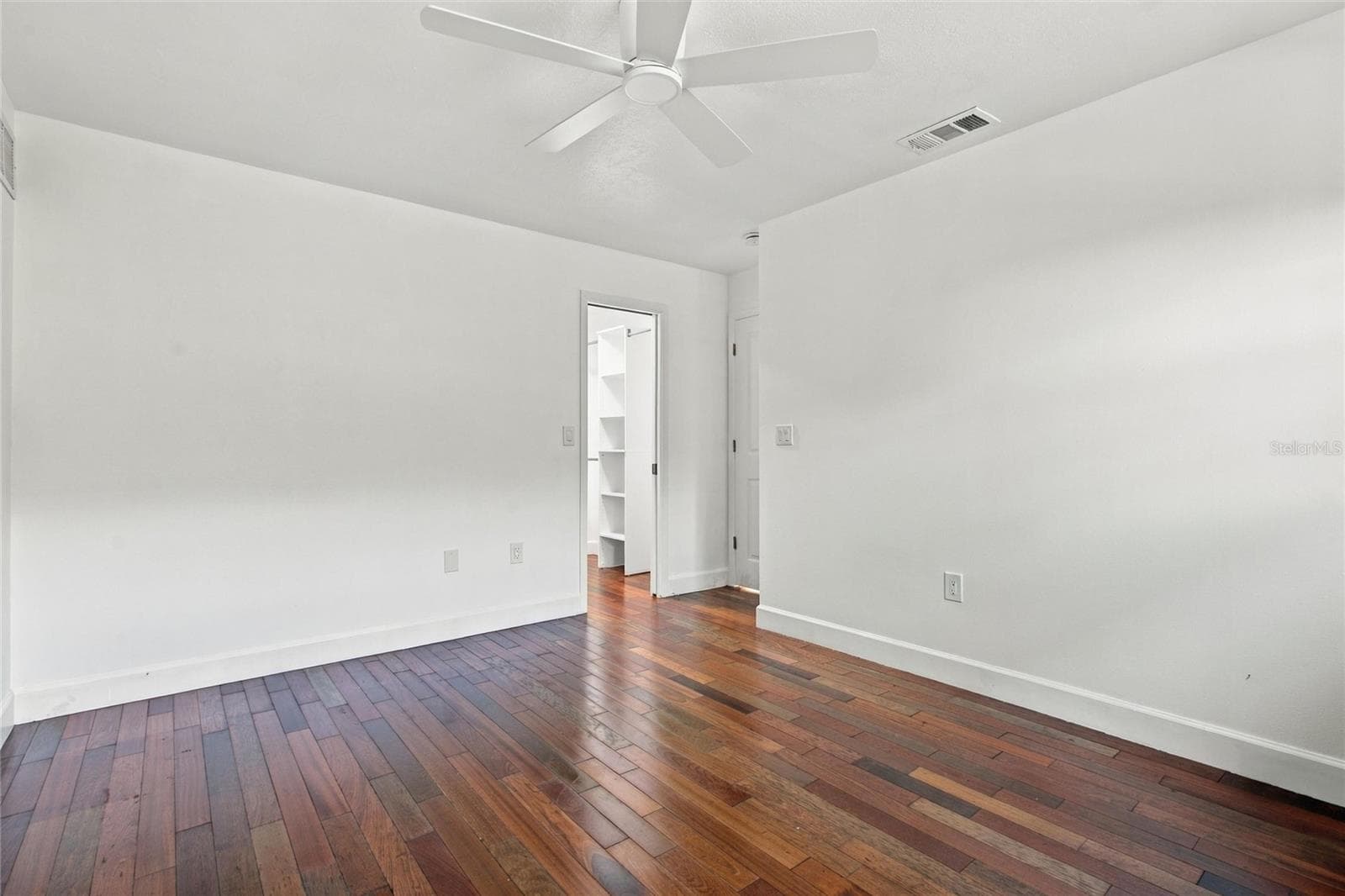 Single Family Residence at 511 BONITO AVE, NOKOMIS, photo 22 of 39