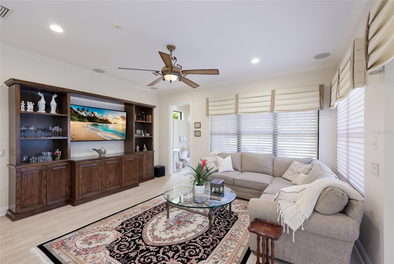 Single Family Residence at 6918 BRIER CREEK CT, LAKEWOOD RANCH, photo 20 of 65