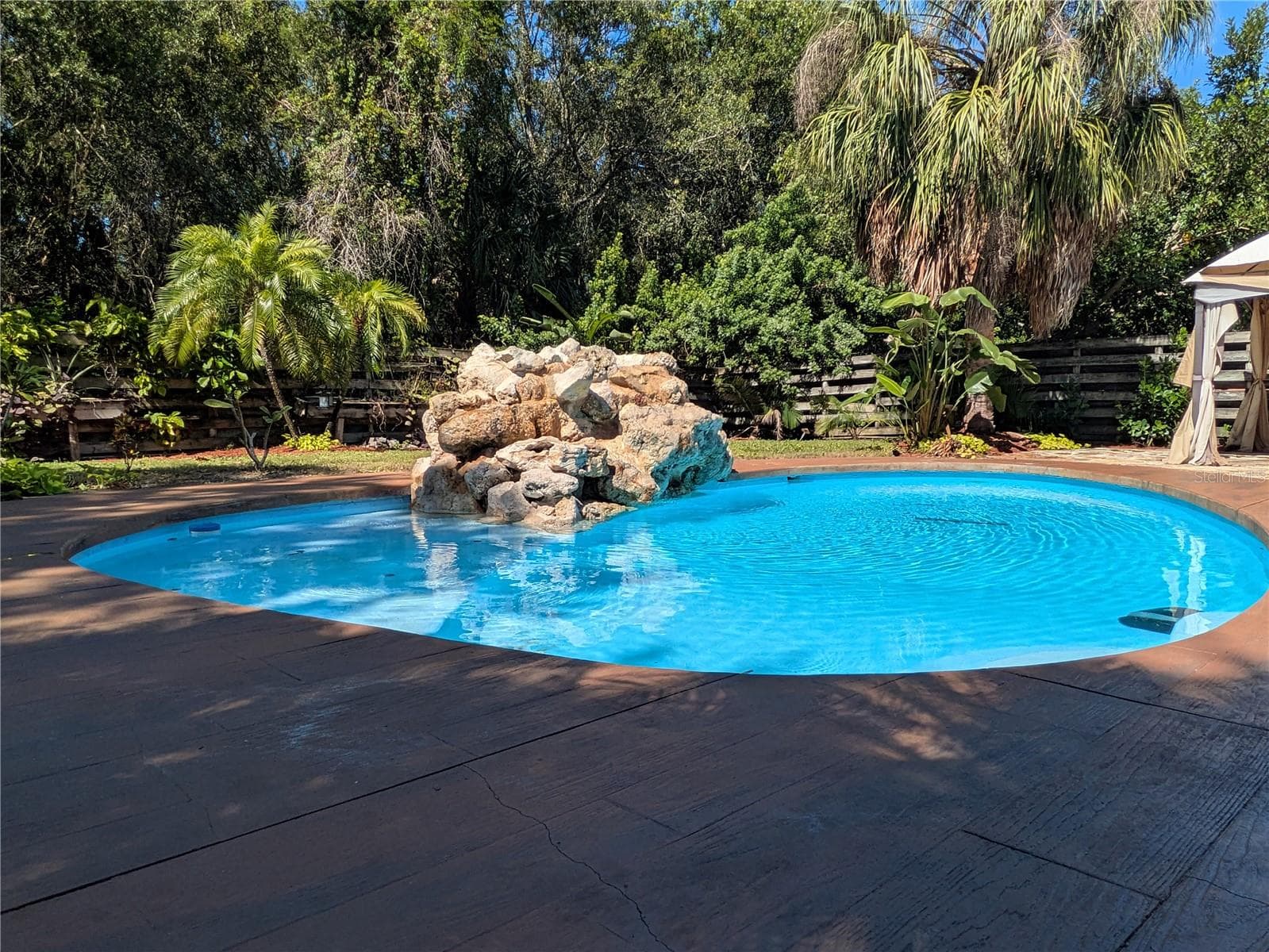 Single Family Residence at 1133 RUSSELL AVE, SARASOTA, photo 5 of 27