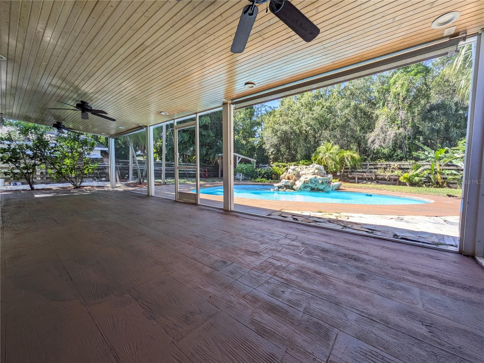 Single Family Residence at 1133 RUSSELL AVE, SARASOTA, photo 21 of 27