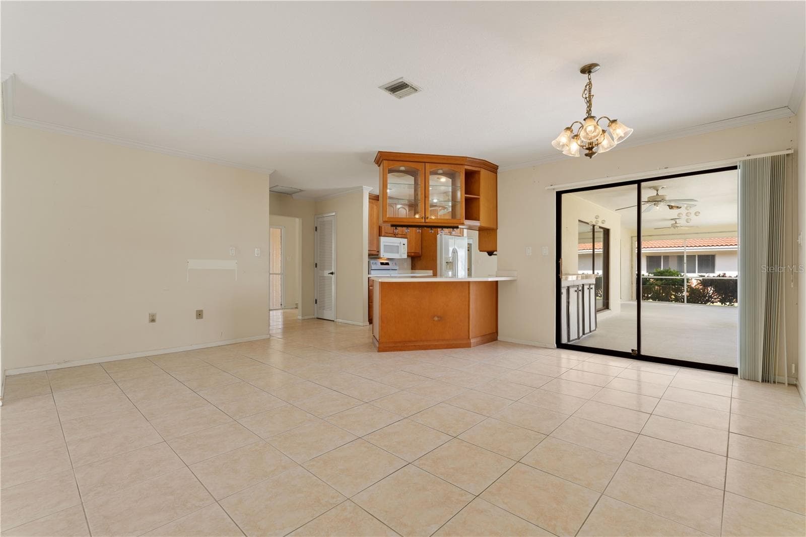 Single Family Residence at 140 BAYSHORE CT, PUNTA GORDA, photo 33 of 75