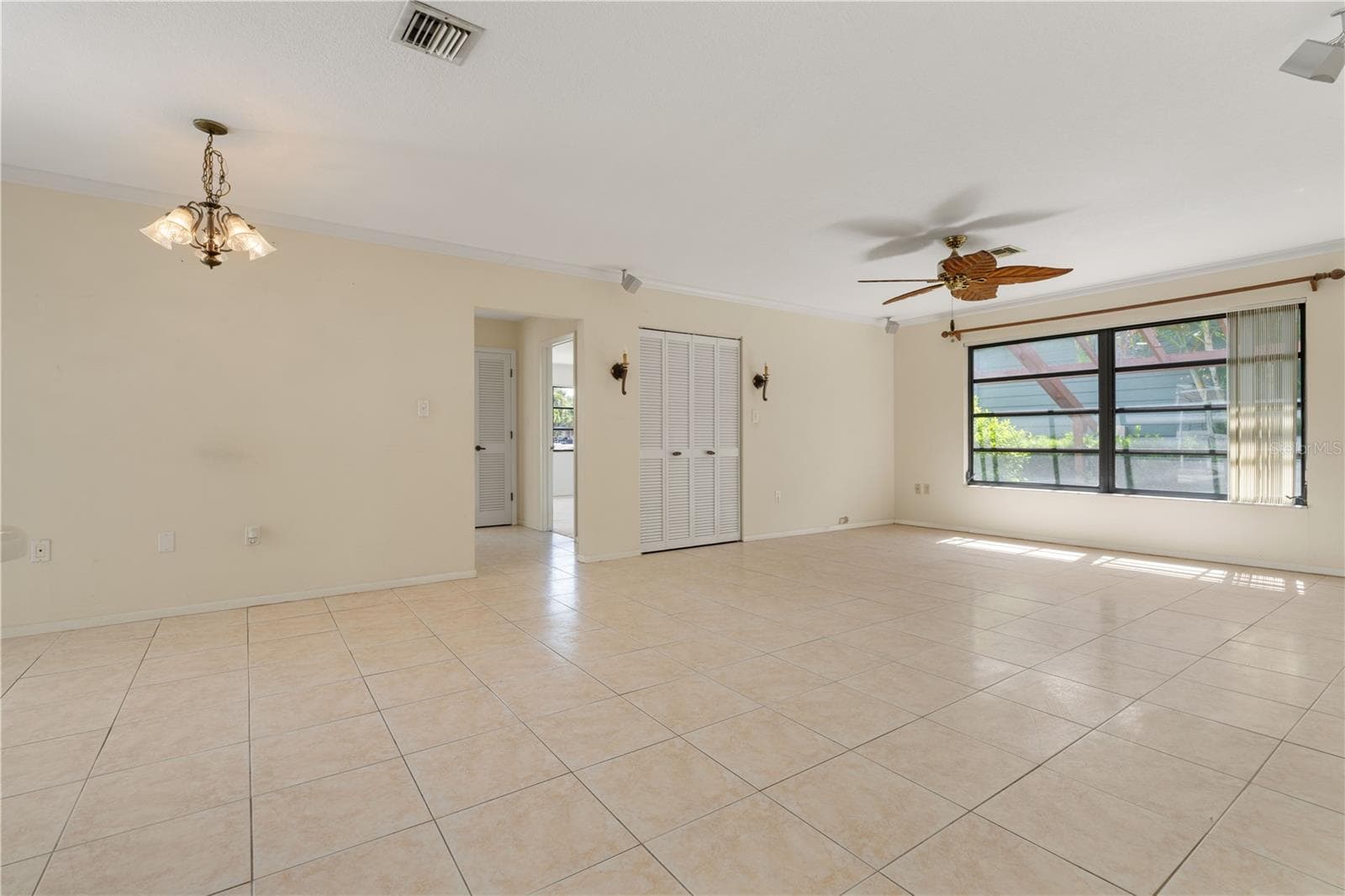 Single Family Residence at 140 BAYSHORE CT, PUNTA GORDA, photo 39 of 75