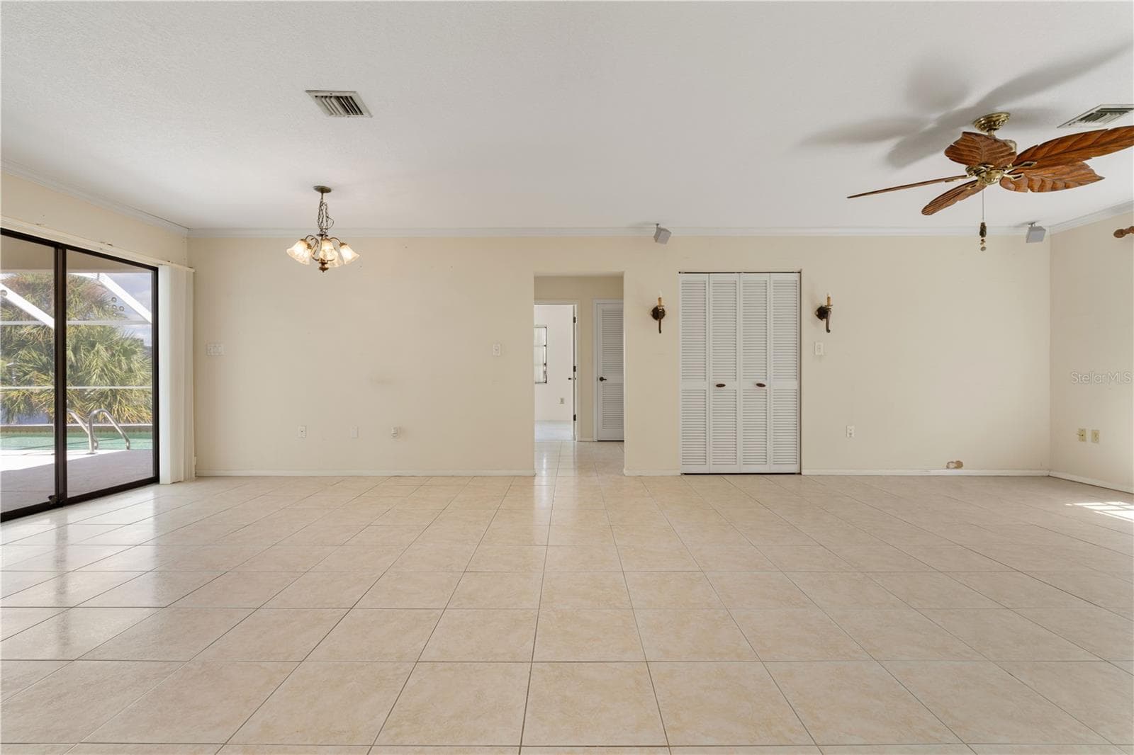 Single Family Residence at 140 BAYSHORE CT, PUNTA GORDA, photo 40 of 75