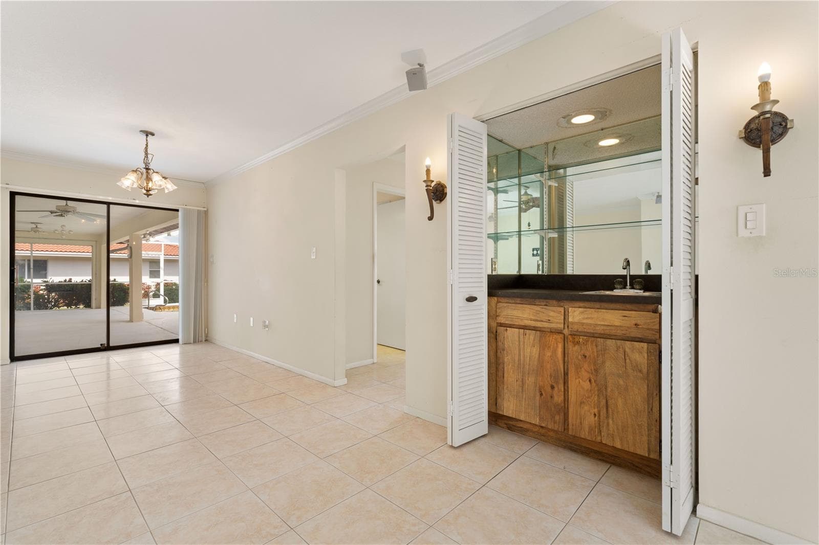Single Family Residence at 140 BAYSHORE CT, PUNTA GORDA, photo 41 of 75