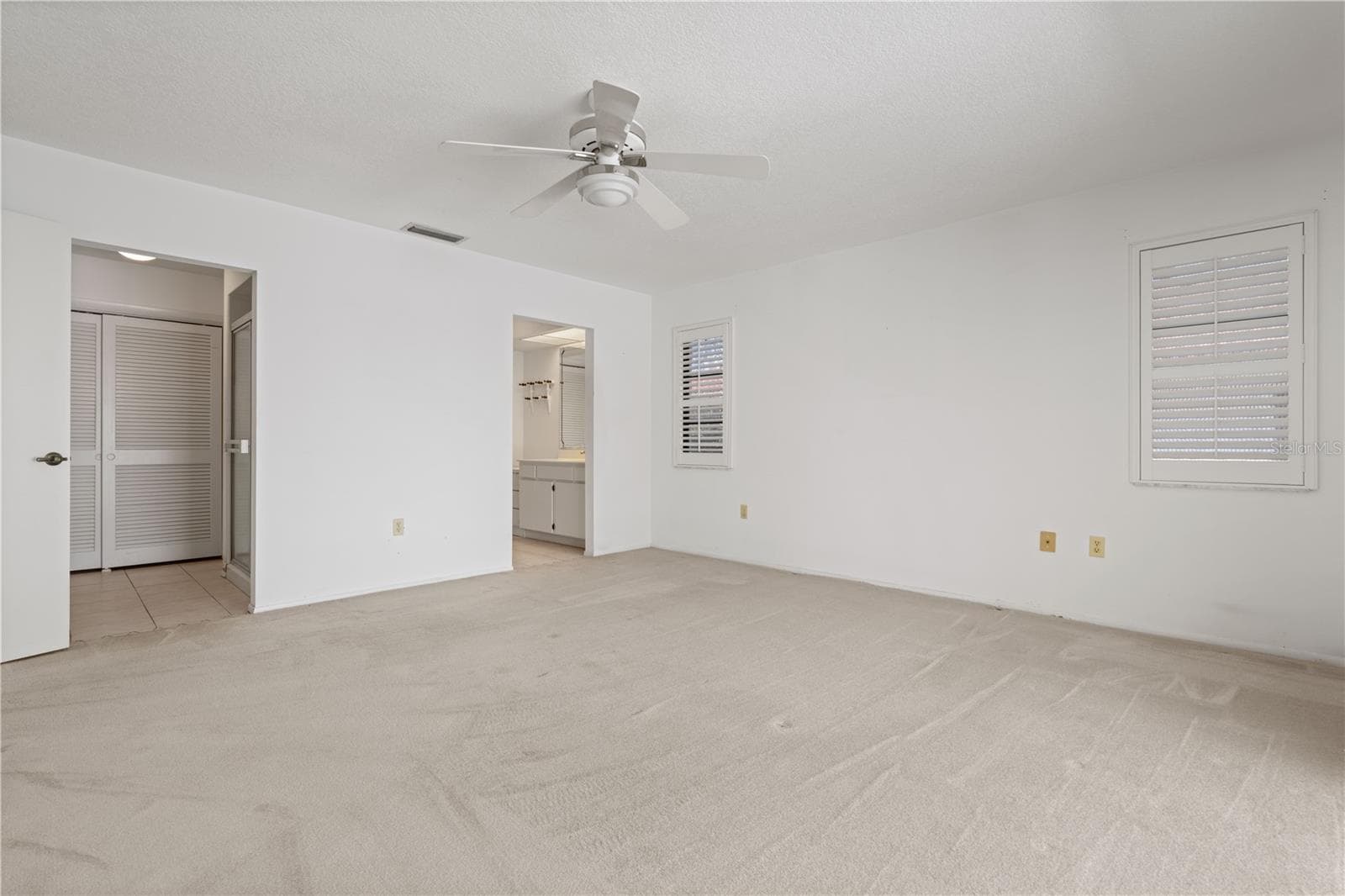 Single Family Residence at 140 BAYSHORE CT, PUNTA GORDA, photo 43 of 75