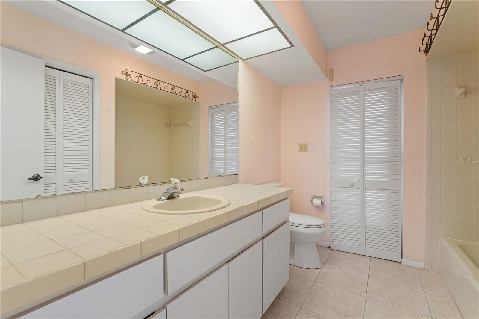 Single Family Residence at 140 BAYSHORE CT, PUNTA GORDA, photo 50 of 75