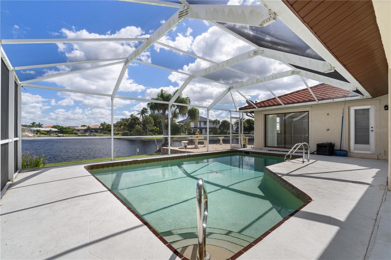 Single Family Residence at 140 BAYSHORE CT, PUNTA GORDA, photo 60 of 75