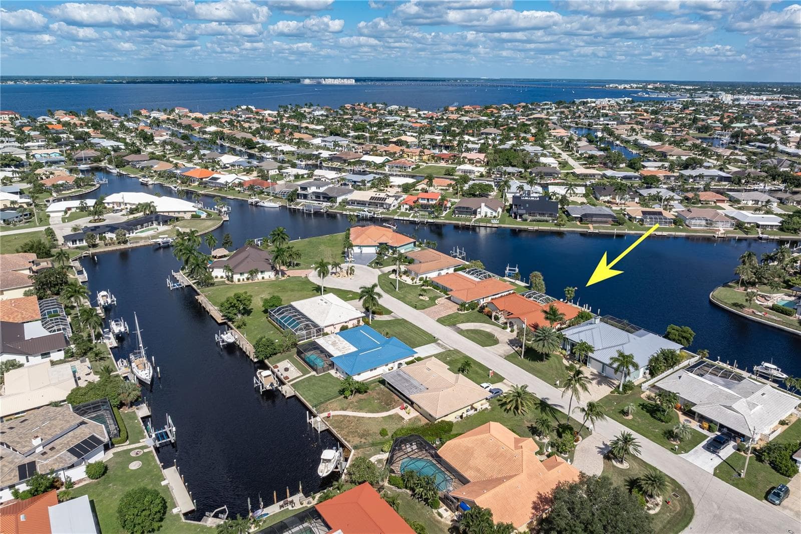 Single Family Residence at 140 BAYSHORE CT, PUNTA GORDA, photo 73 of 75