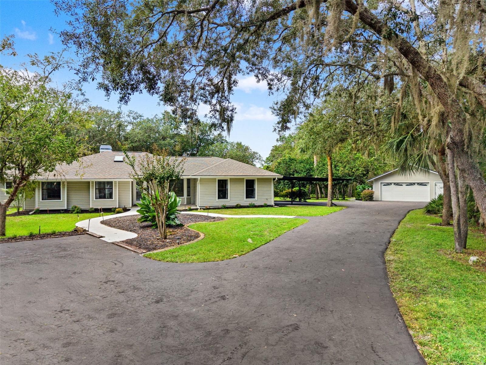 298 LAKE MARKHAM RD