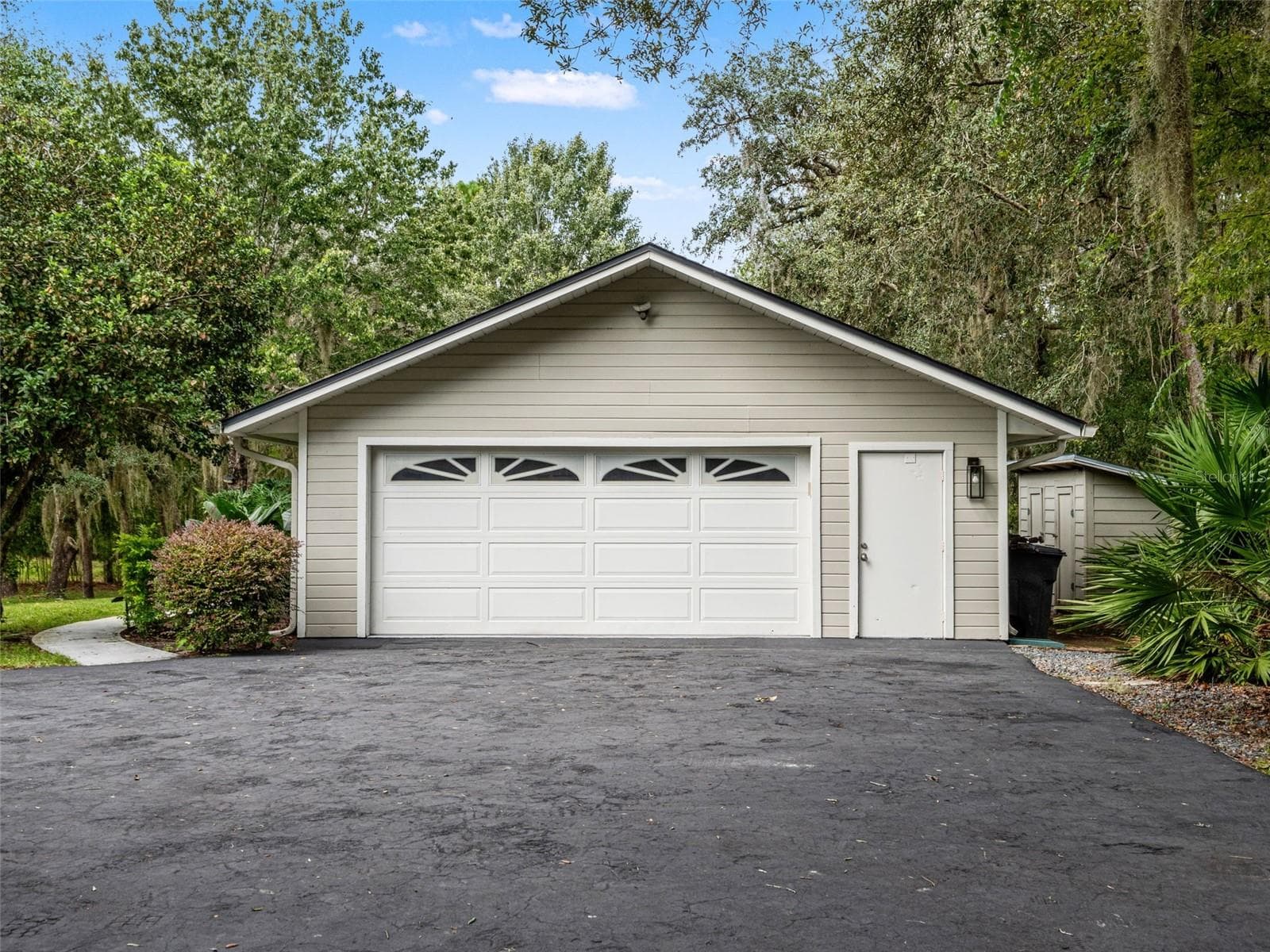 Single Family Residence at 298 LAKE MARKHAM RD, SANFORD, photo 6 of 70