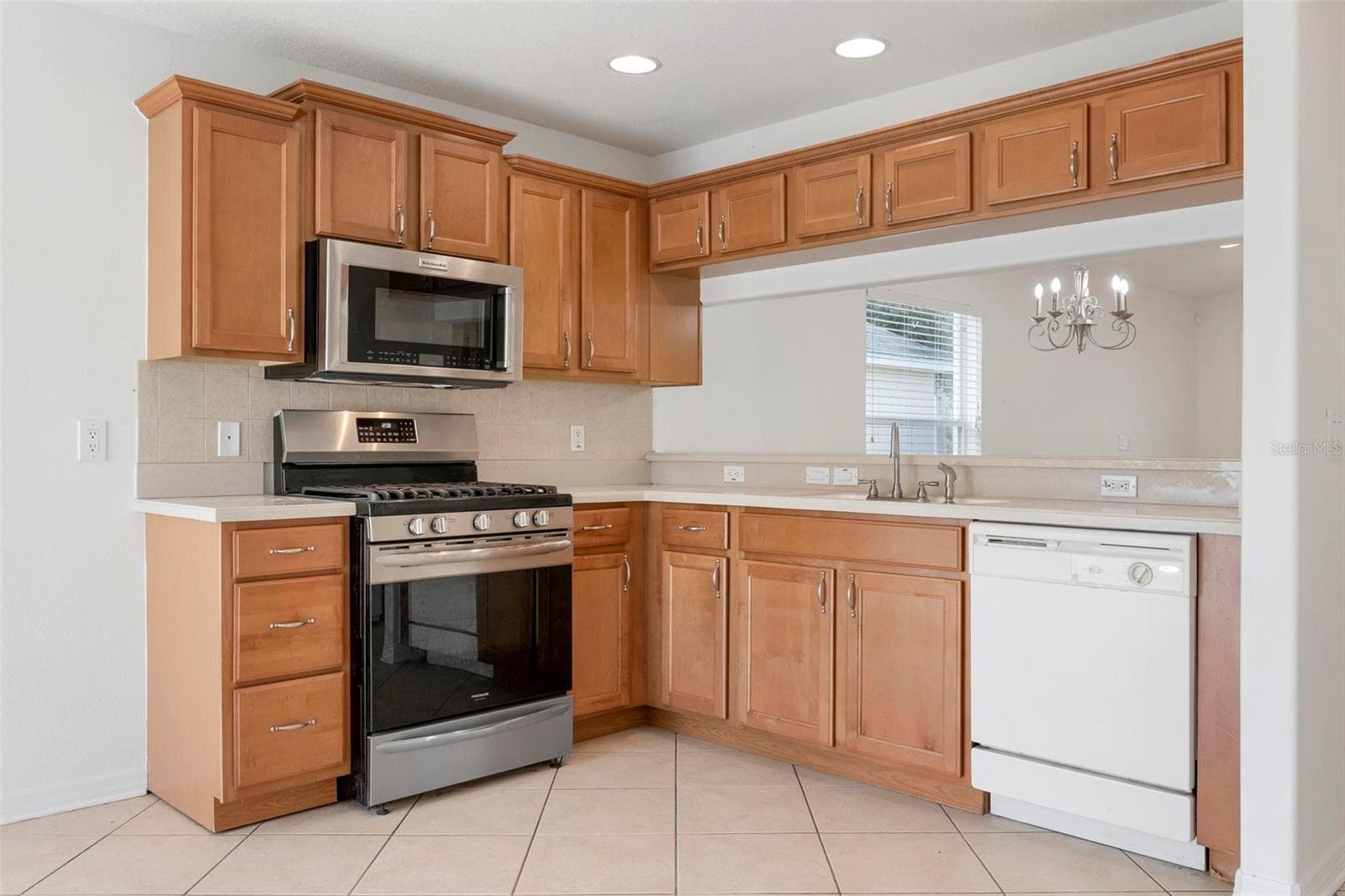 Single Family Residence at 10230 41ST CT E, PARRISH, photo 9 of 31
